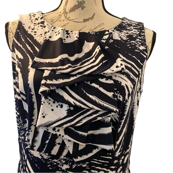 AA STUDIO AA dress, size 8, dark blue and white, sleeveless. Large ruffled top - Picture 3 of 8